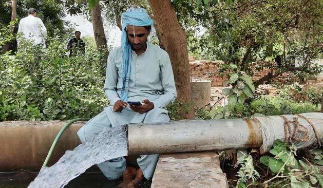 La capacitación digital en las aldeas de Pakistán crea un compromiso predictivo, Tu Mundo al dia